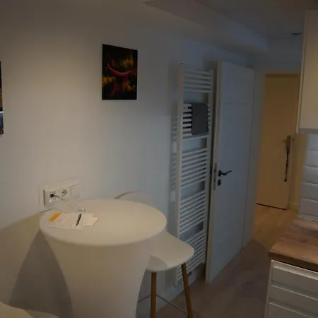 Nordlicht - Moderne Im Souterrain Lejlighed