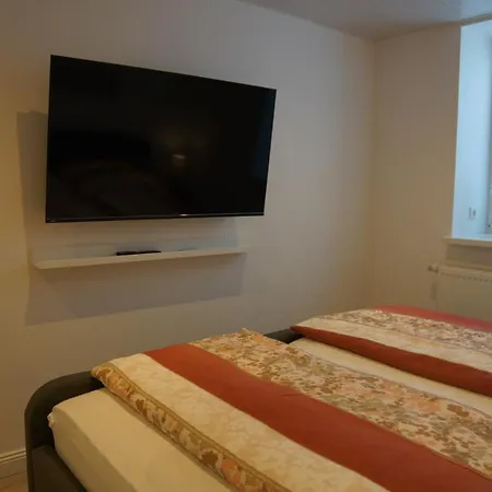 Nordlicht - Moderne Im Souterrain Lejlighed