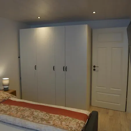 Nordlicht - Moderne Im Souterrain Lejlighed